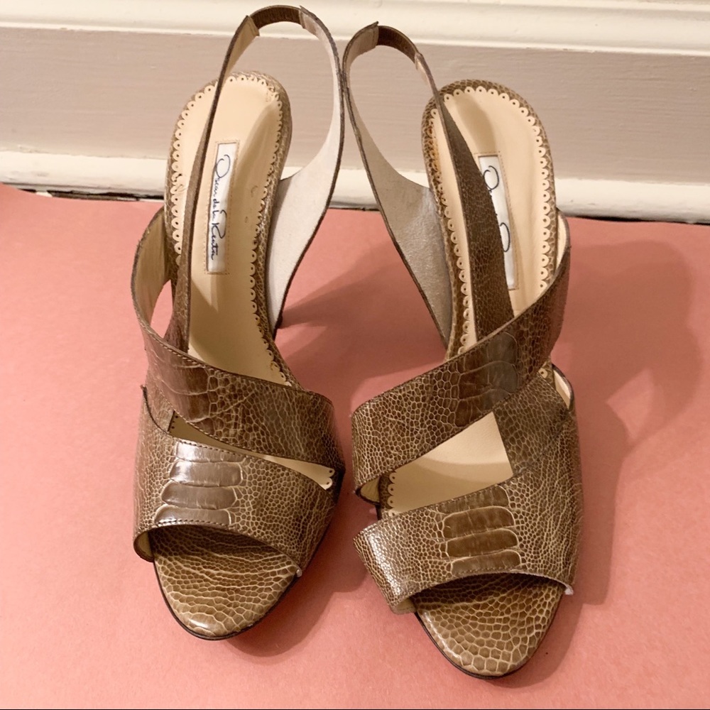Oscar De la Renta Strappy Brown Sandal 38.5